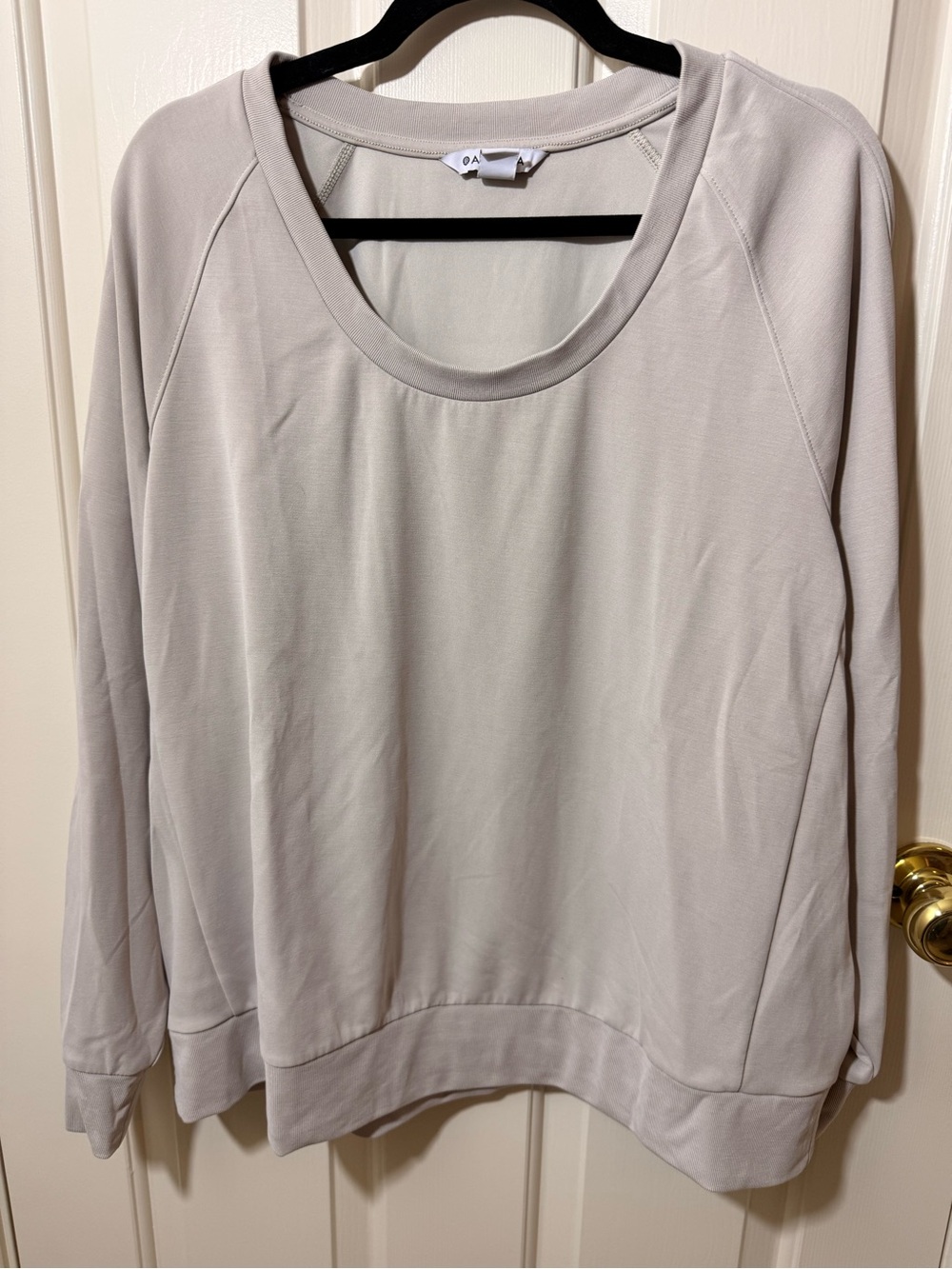 Athleta Lightweight Scoop Neck Sweatshirt in Soft Cream